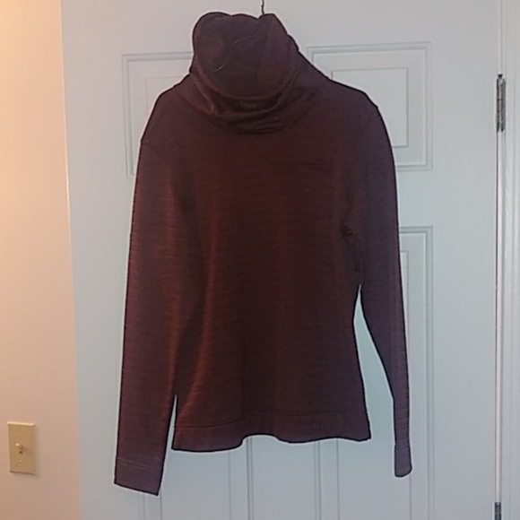 North Face Sweatshirt - Picture 2 of 2